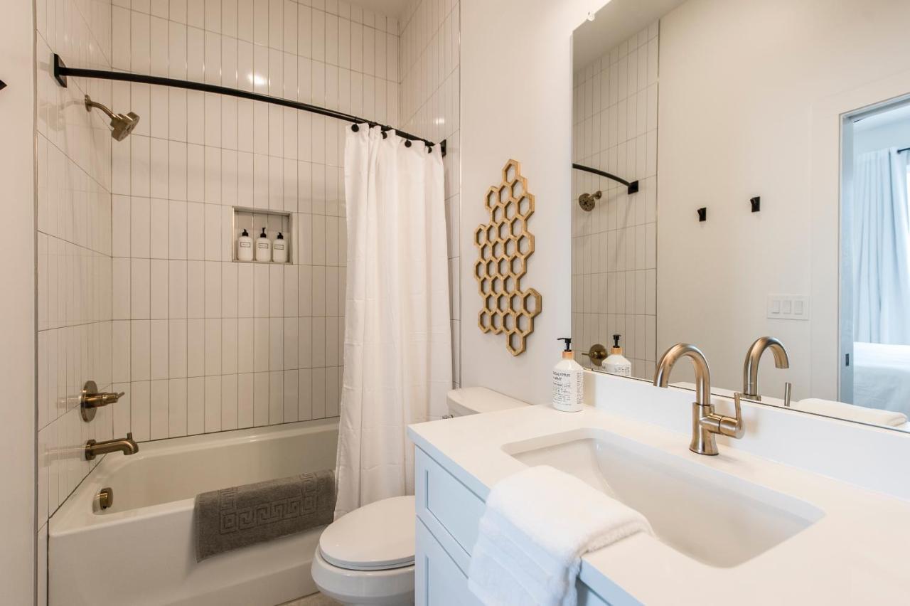 Brand New 4 Bedroom 4Bath Townhome With Amazing Rooftop! Нашвил Екстериор снимка